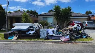 There’s Piles Of It Out Here - Kerbside Scavenging Situation!