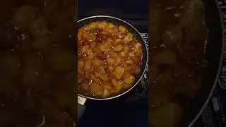 Тапас с картошкой луком и помидорами 😋😋😋