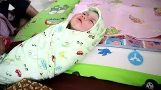 Cara Membedong Bayi Dengan Mudah Dan Simple