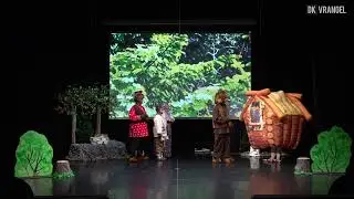 Музыкальный спектакль «Два клена»