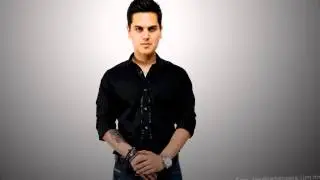 Regulo Caro - El Tiempo Es Caro 2015