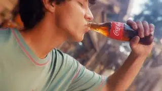 ٤٠ سنة مع الاهلي. الفانلة الحمرا #سحرها_حقيقي