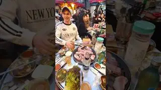 Korean BBQ. #southkorea #koreanfood #korea #bbq #seoul #food #foodie #travel #adventure #seoulstreet