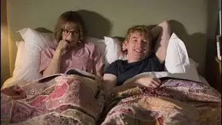 Man Time Travels In Past To Hook Up W/Crush Again N Again