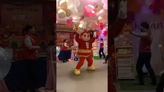 Jollibee dance