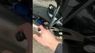 BMW M1000RR - NOVEL PILLION PEGS! #bmwmotorrad