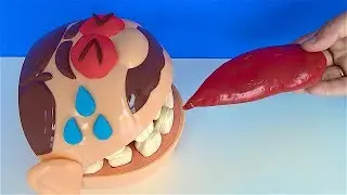 Aç adam biber yedi gözlerinden yaş geldi Dünyanın biberini yiyen Play Doh Dişçiye slime