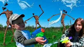ANTI SIREN HEAD WATER | SIREN HEADS on the street in real life