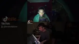 Rick rolling strangers on Omegle 😂