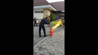 What to do when our LPG cylinder is on fire ?#firesafetysemimar