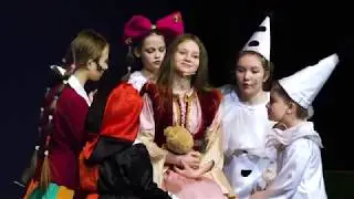 О чем молчит девочка