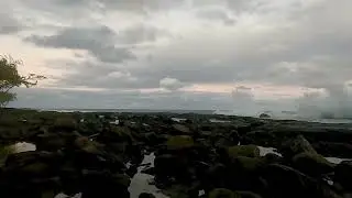 20 Minutes of Ocean waves crashing on rocky coast