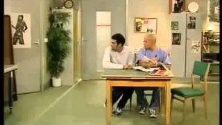 Le meilleur de H : Jamel qui va aux toilettes pour ecrire un chanson