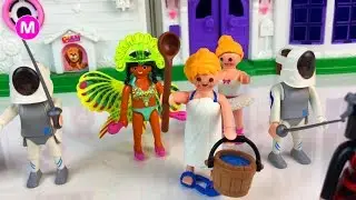 LittleGirl Manina Upacking Playmobil Figures Toys for Girls
