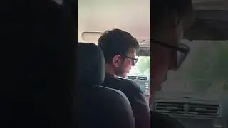 Поём гимн Кезлева .