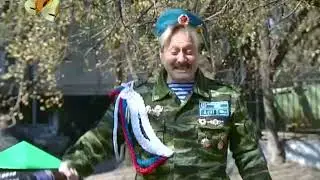 6 кадров. Бутылочку не выбрасывайте!