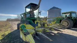 JOHN DEERE 5830 For Sale