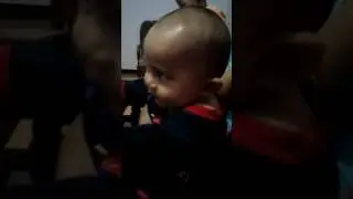 Bayi lucu tertawa Terpingkal pingkal 😀😀😀