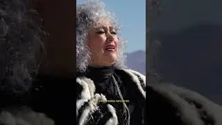 Raúl Ramón fue el encargado de dirigir y crear los videos, el resultado fue divino.