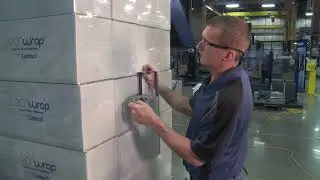 Lantech QL automatic stretch wrapper