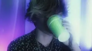 Hella Sketchy - Two Cups (legendado)