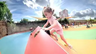 Швидкий огляд ігрового майданчика від Даші!