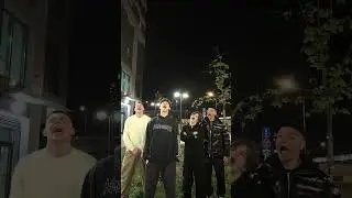 Как то не активно пели