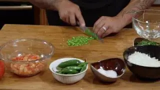 How to: Make Salsa Fresca - Carlito's Cooking Adventures