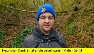 Wandern und Fotografieren mit Blick auf die Notschleusung der Mosel Schleuse Müden