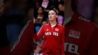 Zehra Gunes 💞 lovely is giving a 🫂❤️#zehragunes #volleyball #viralshort #short