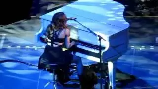 Miley Cyrus- When I Look at You, Wonder World Tour 2009, Glendale (Phoenix) 9/25/09