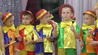 Новогодний утренник группа Пчелки