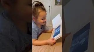 Every toddler watching their parents wedding video 😍😍😍  #themotionbooks #weddingbook #bridetobe