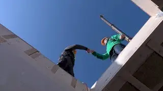 Genböck Haus sucht Zimmerer und fleißige Handwerker für die Montage von Fertigteilhäusern