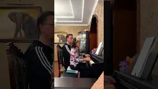 Веселые гуси в огороде) видео от Леры
