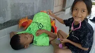 HAMIL MELAHIRKAN BARONGAN SANTER DEVIL GARA GARA MINUM ES TEH