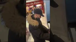 Compilation de mes agressions au piano en gare