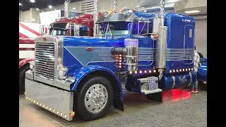 2022 MId-America trucking show MATS.  359 Peterbilt trucks an other classics.