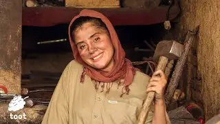 یک روز شاگردی - میترا در آهنگری | Yak Roz Shagerdi - Metra in Smithy