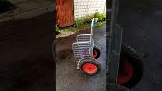 Самодельная тележка для перевозки мешков и баллонов с газом.