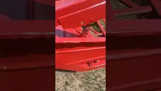 Вместо винтов стоят цилиндры на мотовило. Жатка Дон-мар.