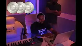 Music producer makes incredible 1970's Soul Sample...