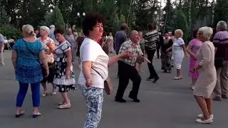 НА БЕРЕГУ ЧУ! СЧАСТЛИВЫЕ МОМЕНТЫ ИЗ ПАРКА ГОРЬКОГО ХАРЬКОВ