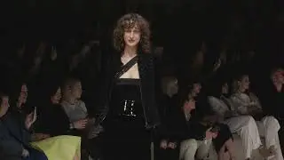Emporio Armani Women's Fall Winter 2023-24 Fashion Show