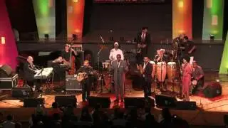 Eddie Palmieri "Lázaro y su Micrófono" (www.mamboinnradio.com)