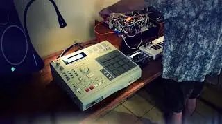 MPC 2000 MNIMAL TECHNO
