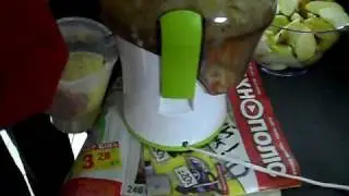 соковыжималка Zelmer Julita 377 отжим яблока