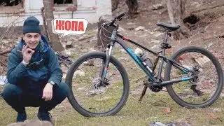 ROAD SITUATIONS / THERE'S JUNK ALL AROUND!