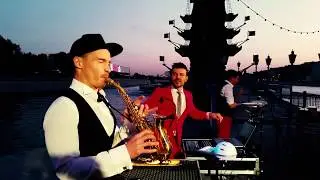 SAX, TRUMPET, PERCUSSION - JAZZY HOUSE LIVE at the CENTER of the CITY