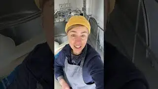 Динамічний ранок в сироварні)) #formaggio #cooking #käse #сироварнянавогні #formaggioolive